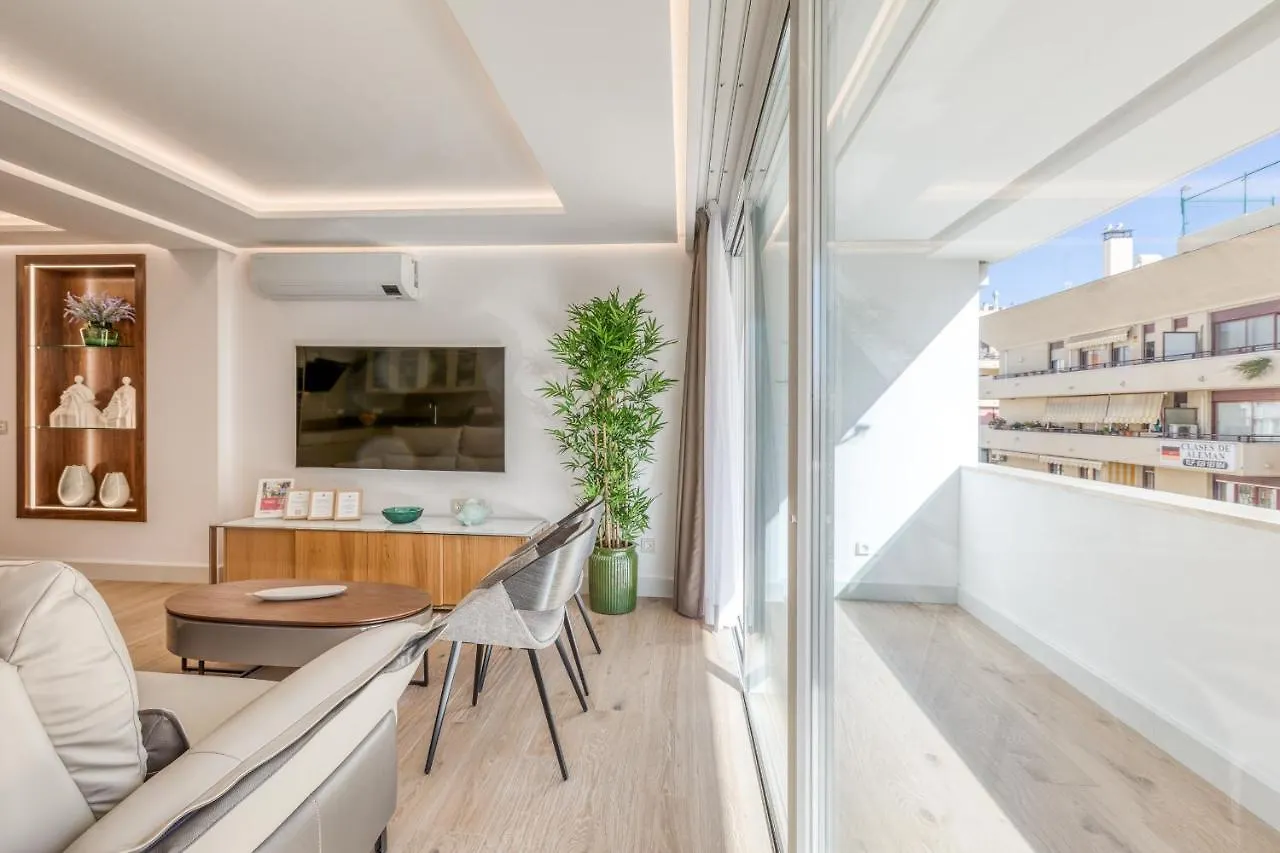 Hanami Estepona Real City Center Apartment 0*,  Spain